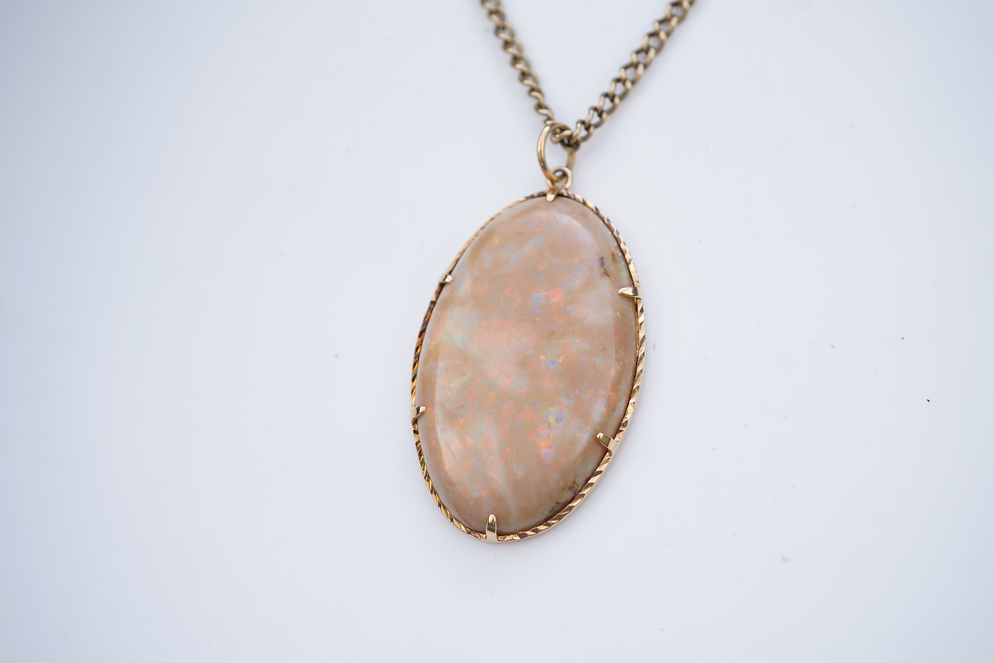 An opal pendant necklace